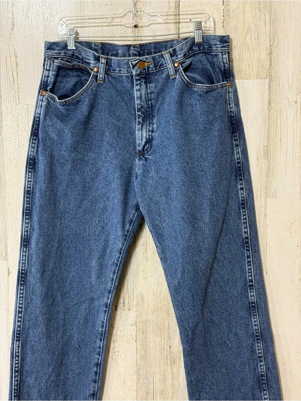 Wrangler Men’s Classic Straight Blue Denim Jeans